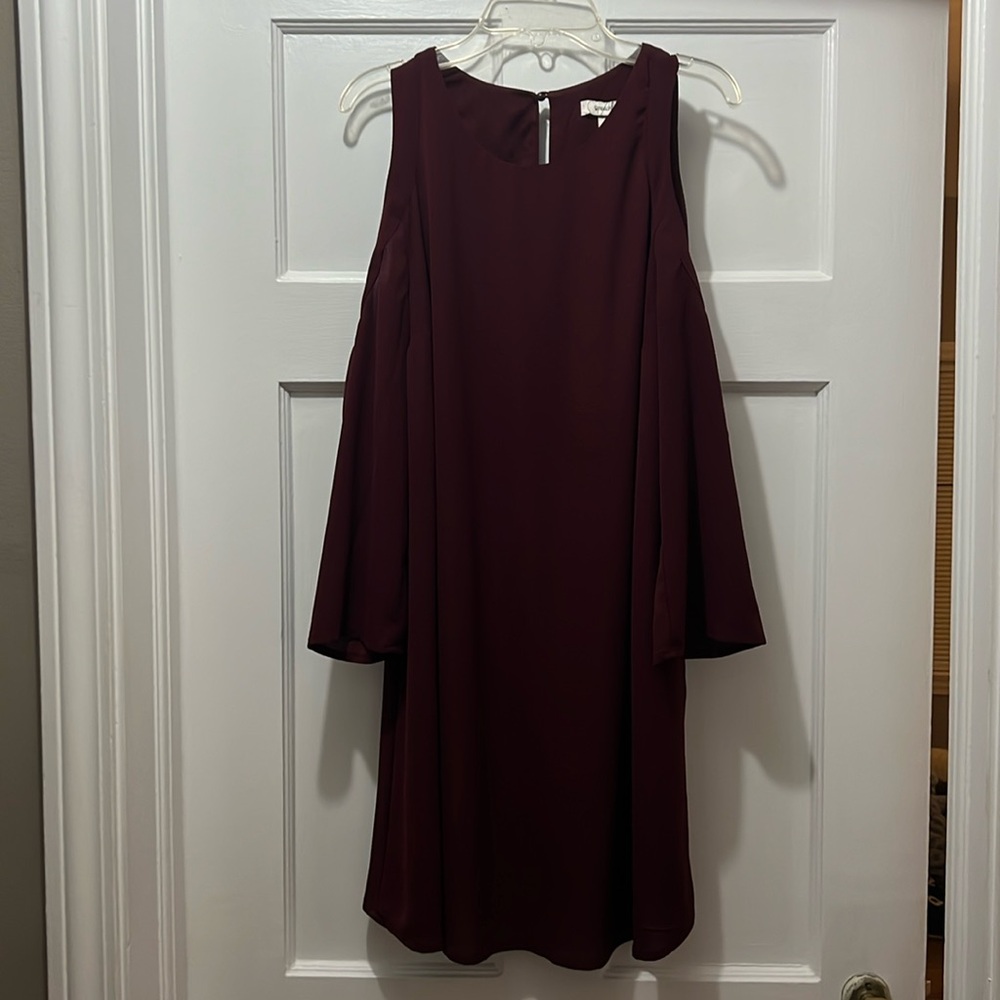 Speechless off-shoulder maroon dress